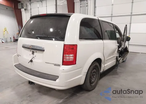 2010 Chrysler Town & Country Lx из США, поврежденный, VIN 2A4RR4DE0AR315943